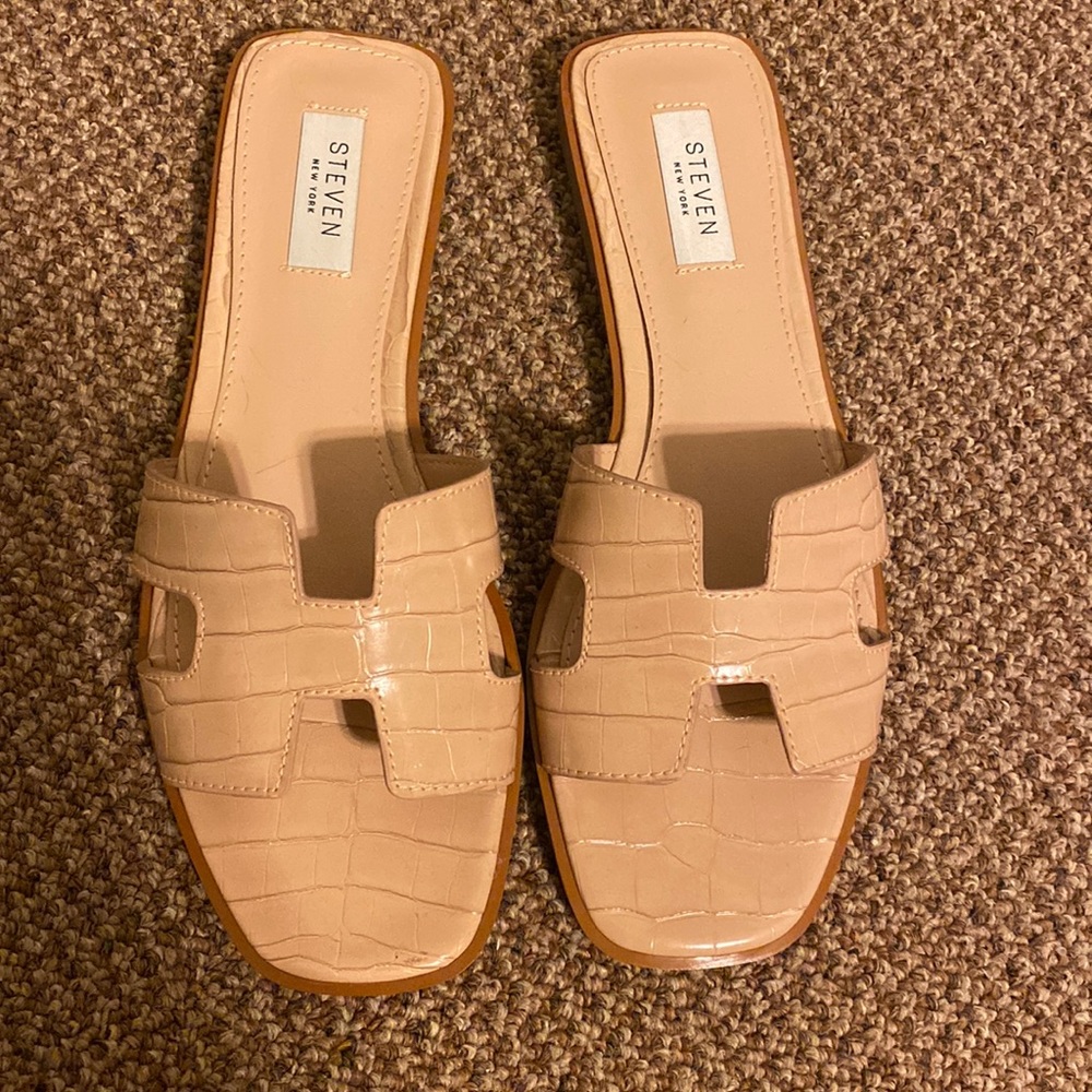 Womens tan sandals